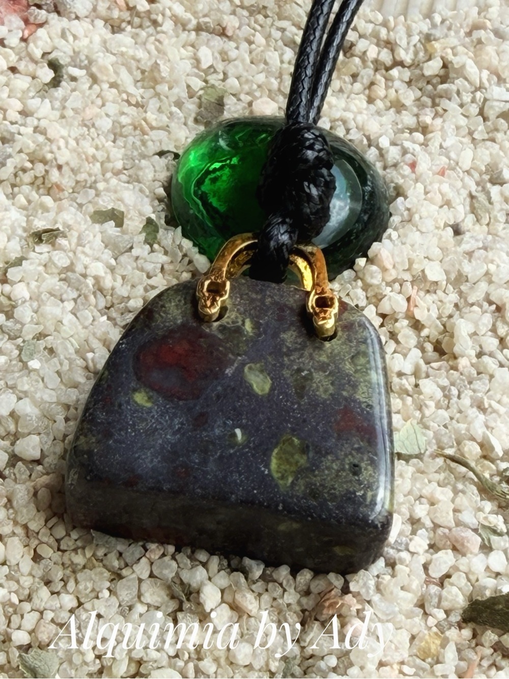 Black cord Green carved bag Stone Pendant Necklace blood agate